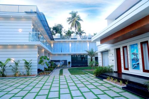 palm wave beach resort