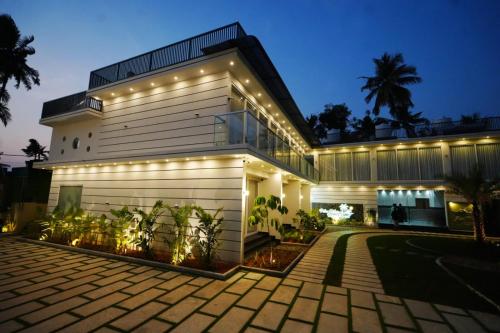 palm wave beach resort