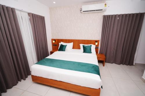 palm wave beach resort