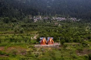 sainj valley duplex farmstay