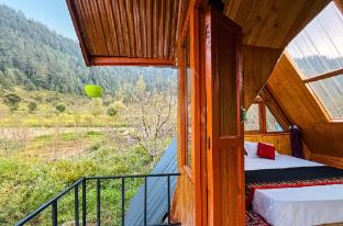 sainj valley duplex farmstay