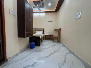 Ma Tulshi Geust House ,,4 star