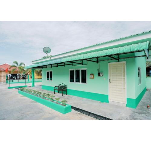 oyo 91271 cik ein homestay