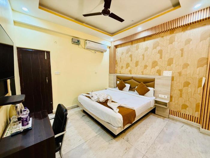 hotel magadh crystal