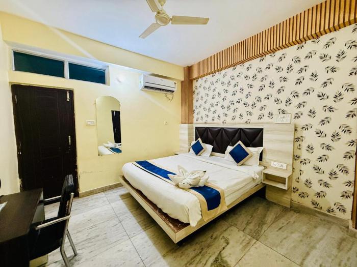 hotel magadh crystal