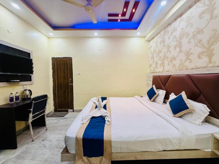 hotel magadh crystal