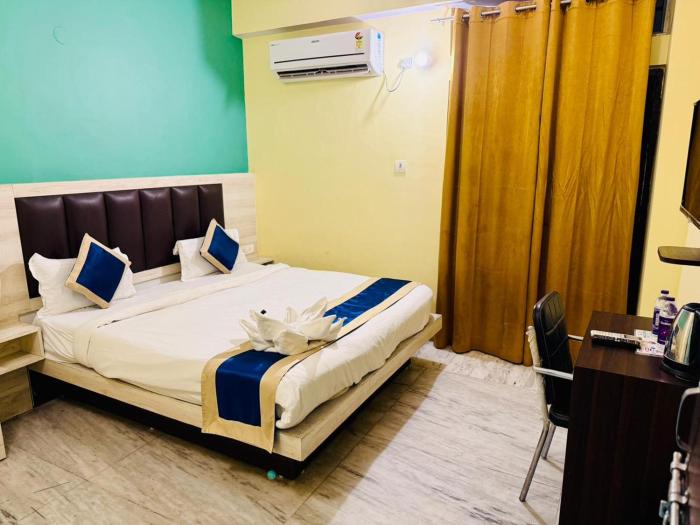 hotel magadh crystal