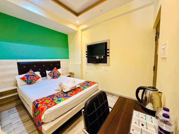 hotel magadh crystal