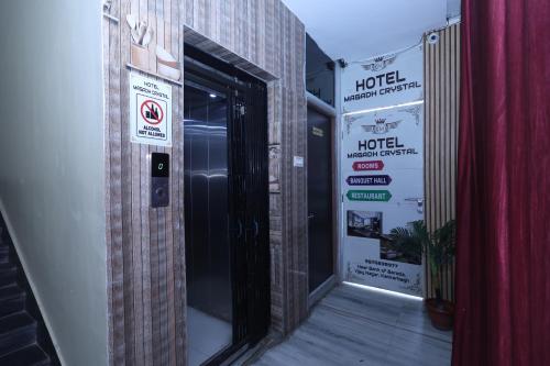 hotel magadh crystal