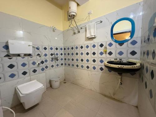 hotel magadh crystal