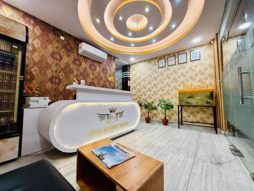 hotel magadh crystal