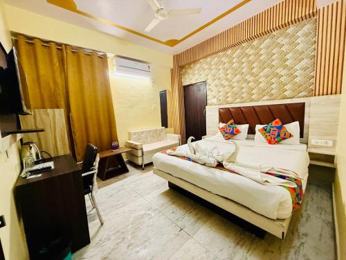 hotel magadh crystal