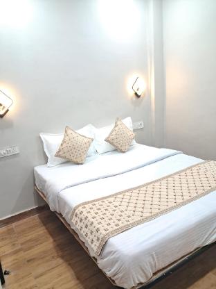 hotel lalbagh and restaurant