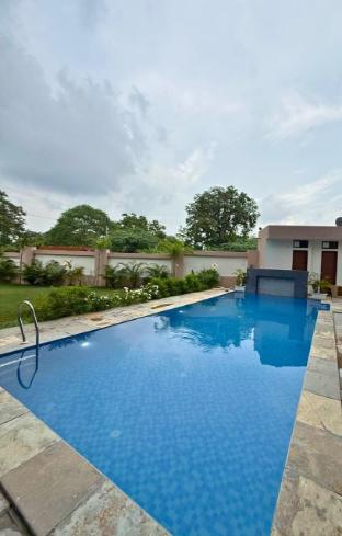 Manobee By Aish Villas,,5 star