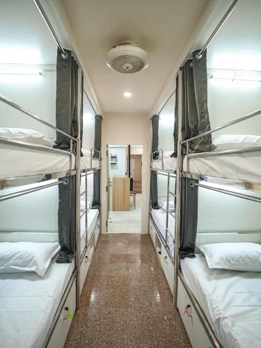 quickstay navi mumbai international airport