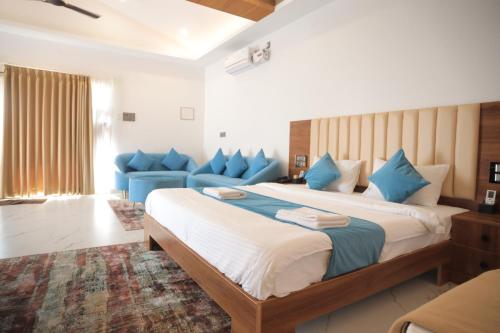 the sangam resort