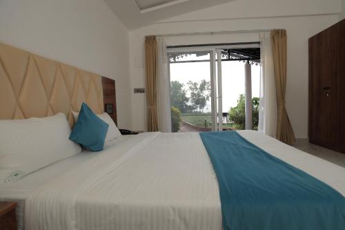 the sangam resort