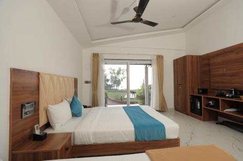 the sangam resort