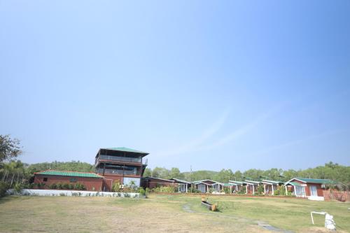 the sangam resort