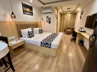 The Green Diamond Jaipur ,,4 star