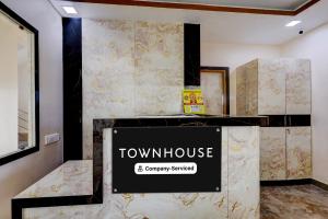 townhouse it chennai formerly radha jayam residency