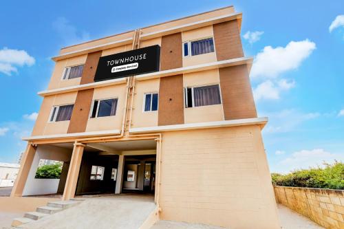townhouse it chennai formerly radha jayam residency