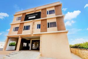 townhouse it chennai formerly radha jayam residency