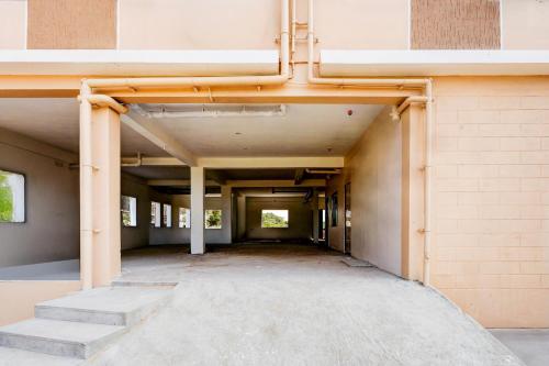 townhouse it chennai formerly radha jayam residency