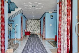 Hotel O Amber Inn,,4 star