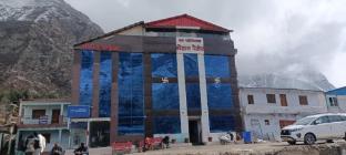 chauhan palace and restaurant badrinath uttarakhan
