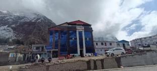 chauhan palace and restaurant badrinath uttarakhan