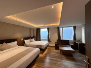the royale serenity hotel