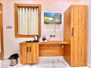 hotel betwa sarowar