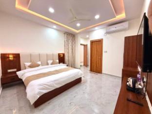 hotel betwa sarowar
