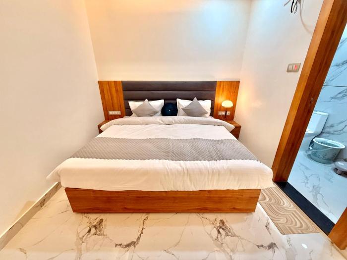 hotel betwa sarowar