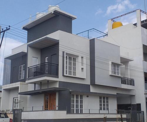 Maple Homes,,5 star