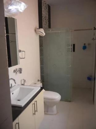 Shree Radhe Bungalow Bhuj Gujarat,,2 star