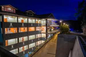 vedikant pine tree resort
