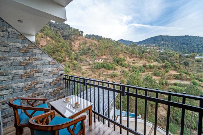 vedikant pine tree resort