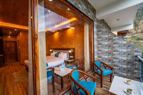vedikant pine tree resort