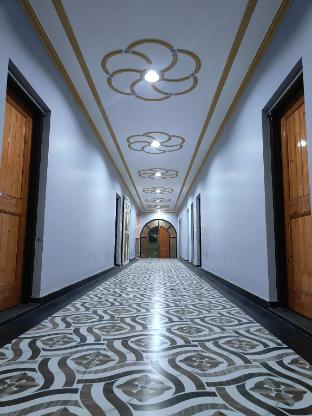 The Sapphire Retreat ,,5 star