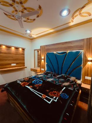 the sapphire retreat