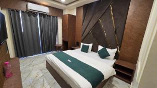 hotel pinaki