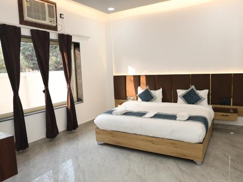 gulmohar resort