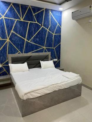 tulsi mahal residency