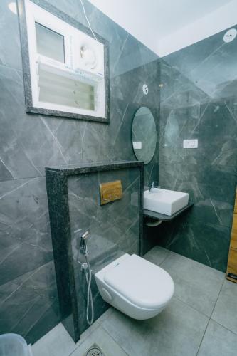 14th avenue service apartments