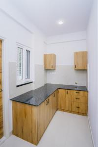14th avenue service apartments