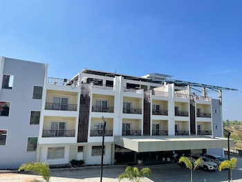 courtyard oasis
