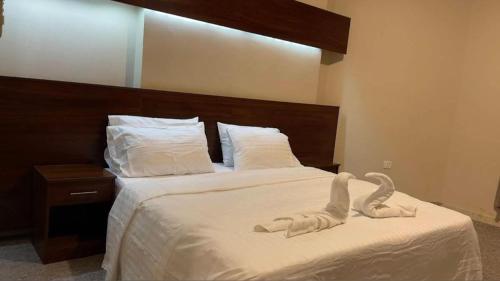 manarat al aziziyah hotel