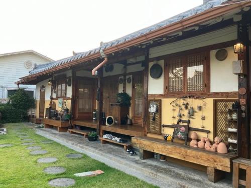 jeonju hanok experience mokkoji
